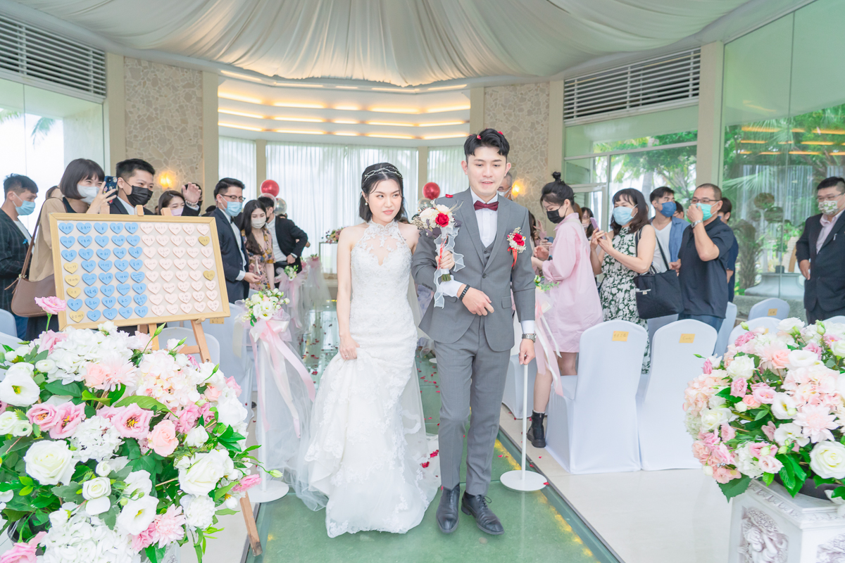 婚禮紀錄、婚攝、婚禮錄影、婚禮拍照、婚錄、婚紗攝影、婚禮攝影師、高雄婚攝、台南婚攝、台中婚攝、台北婚攝、高雄婚錄、台南婚錄