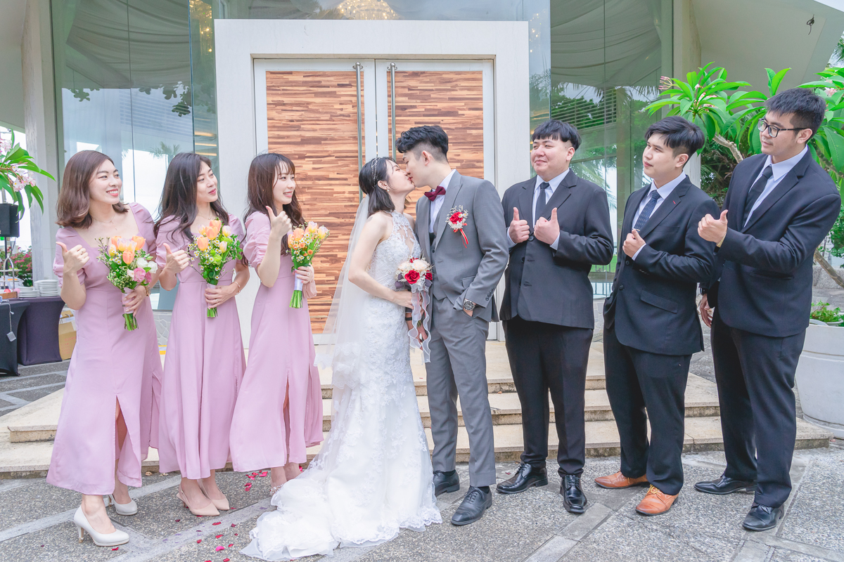 婚禮紀錄、婚攝、婚禮錄影、婚禮拍照、婚錄、婚紗攝影、婚禮攝影師、高雄婚攝、台南婚攝、台中婚攝、台北婚攝、高雄婚錄、台南婚錄