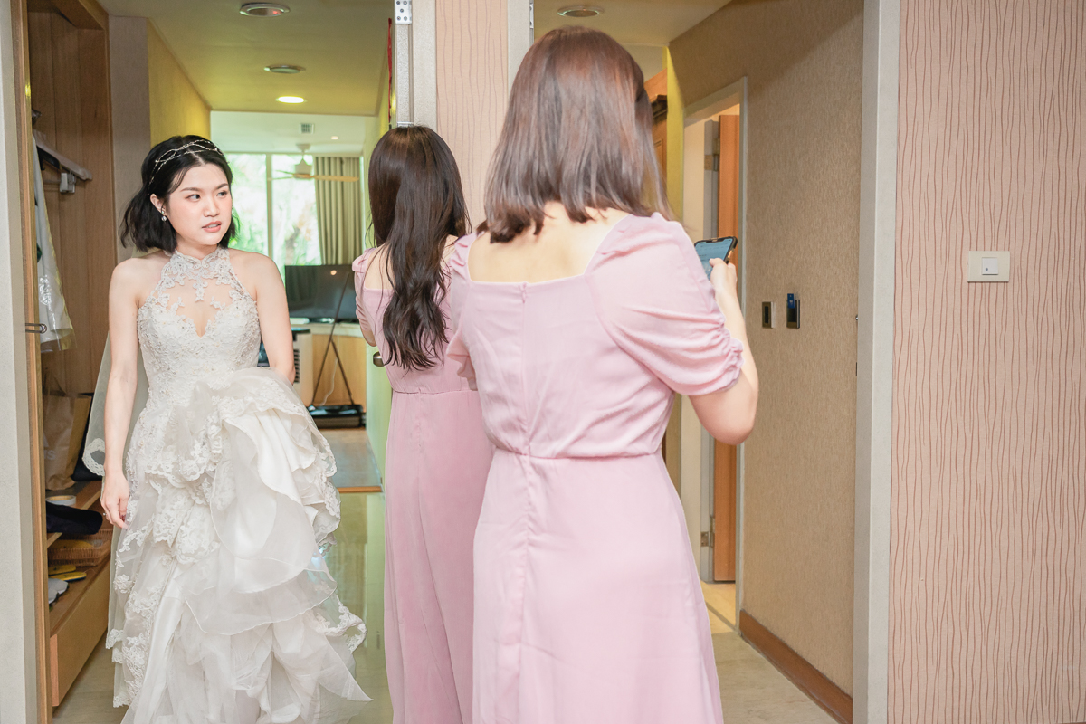 婚禮紀錄、婚攝、婚禮錄影、婚禮拍照、婚錄、婚紗攝影、婚禮攝影師、高雄婚攝、台南婚攝、台中婚攝、台北婚攝、高雄婚錄、台南婚錄