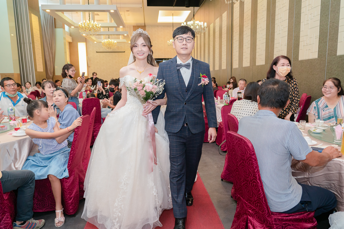 婚禮紀錄、婚攝、婚禮錄影、婚禮拍照、婚錄、婚紗攝影、婚禮攝影師、高雄婚攝、台南婚攝、台中婚攝、台北婚攝、高雄婚錄、台南婚錄