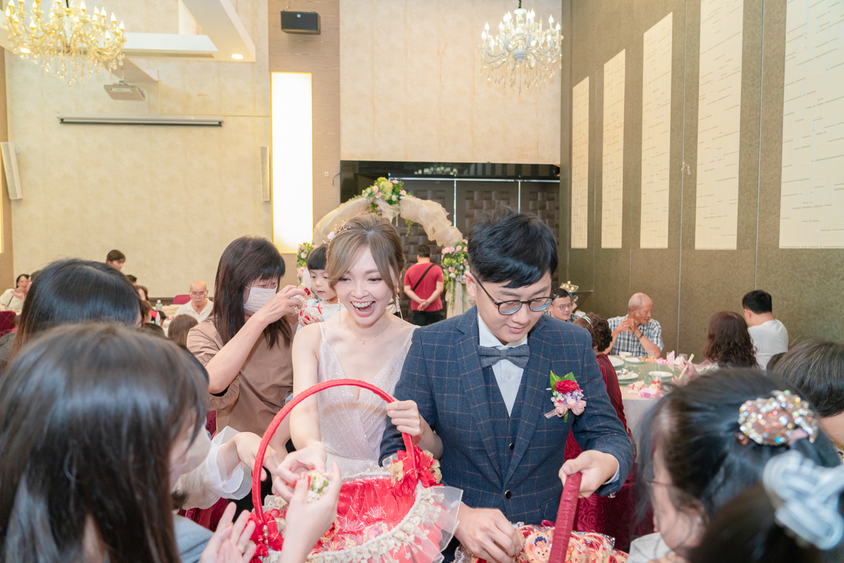 婚禮紀錄、婚攝、婚禮錄影、婚禮拍照、婚錄、婚紗攝影、婚禮攝影師、高雄婚攝、台南婚攝、台中婚攝、台北婚攝、高雄婚錄、台南婚錄