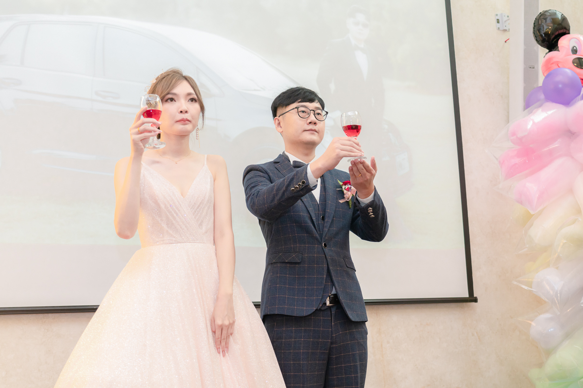 婚禮紀錄、婚攝、婚禮錄影、婚禮拍照、婚錄、婚紗攝影、婚禮攝影師、高雄婚攝、台南婚攝、台中婚攝、台北婚攝、高雄婚錄、台南婚錄