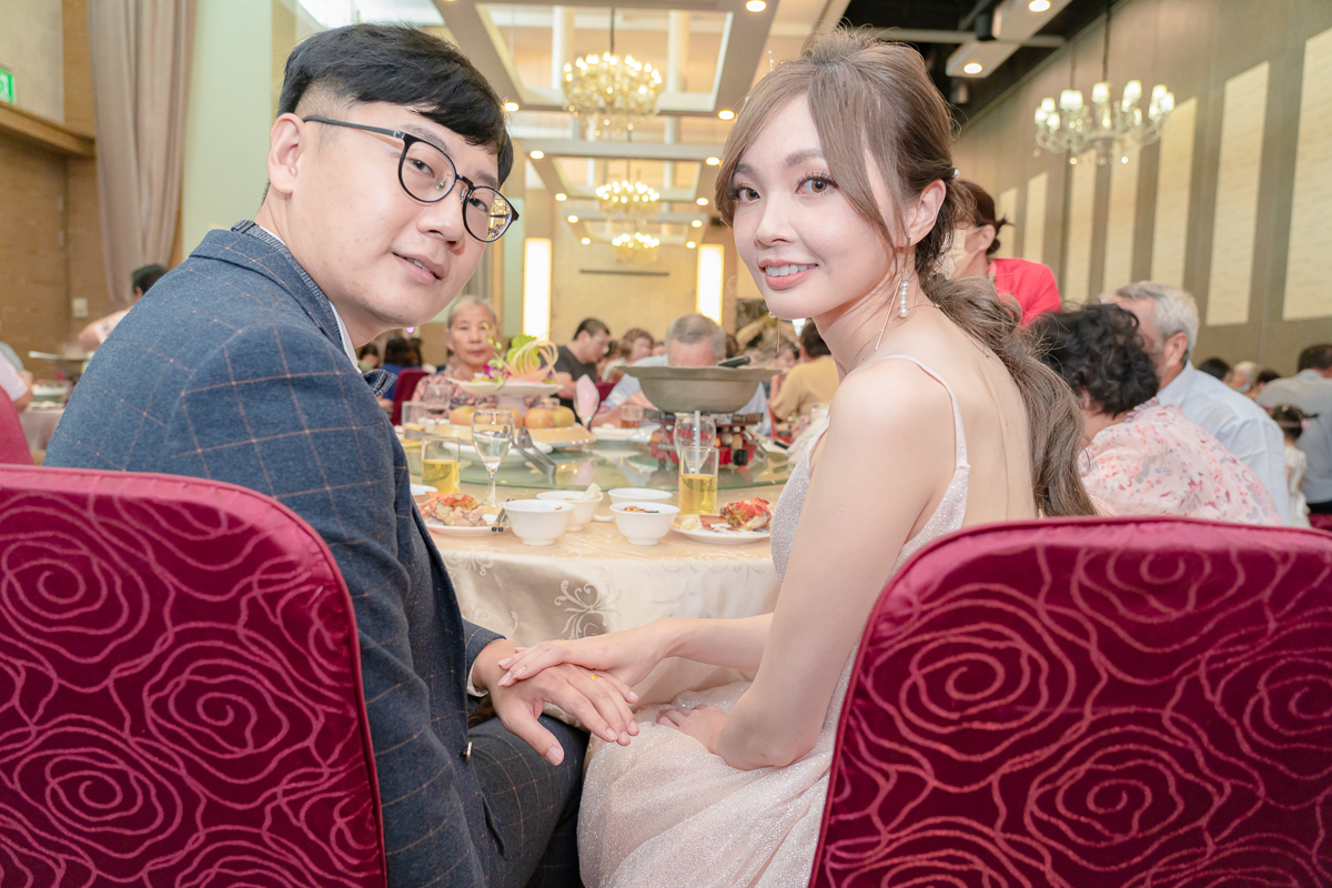 婚禮紀錄、婚攝、婚禮錄影、婚禮拍照、婚錄、婚紗攝影、婚禮攝影師、高雄婚攝、台南婚攝、台中婚攝、台北婚攝、高雄婚錄、台南婚錄