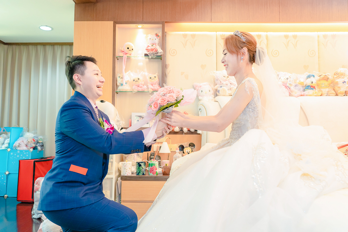 婚禮紀錄、婚攝、婚禮錄影、婚禮拍照、婚錄、婚紗攝影、婚禮攝影師、高雄婚攝、台南婚攝、台中婚攝、台北婚攝、高雄婚錄、台南婚錄