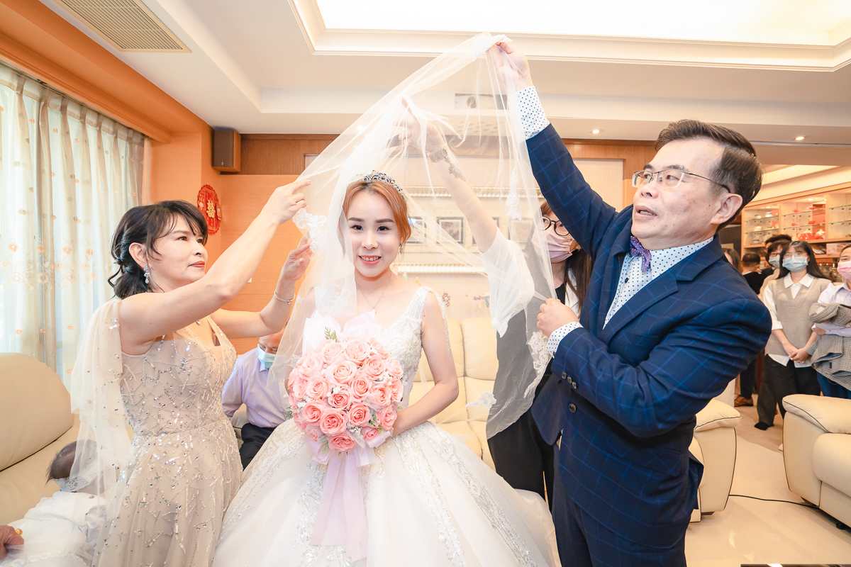 婚禮紀錄、婚攝、婚禮錄影、婚禮拍照、婚錄、婚紗攝影、婚禮攝影師、高雄婚攝、台南婚攝、台中婚攝、台北婚攝、高雄婚錄、台南婚錄