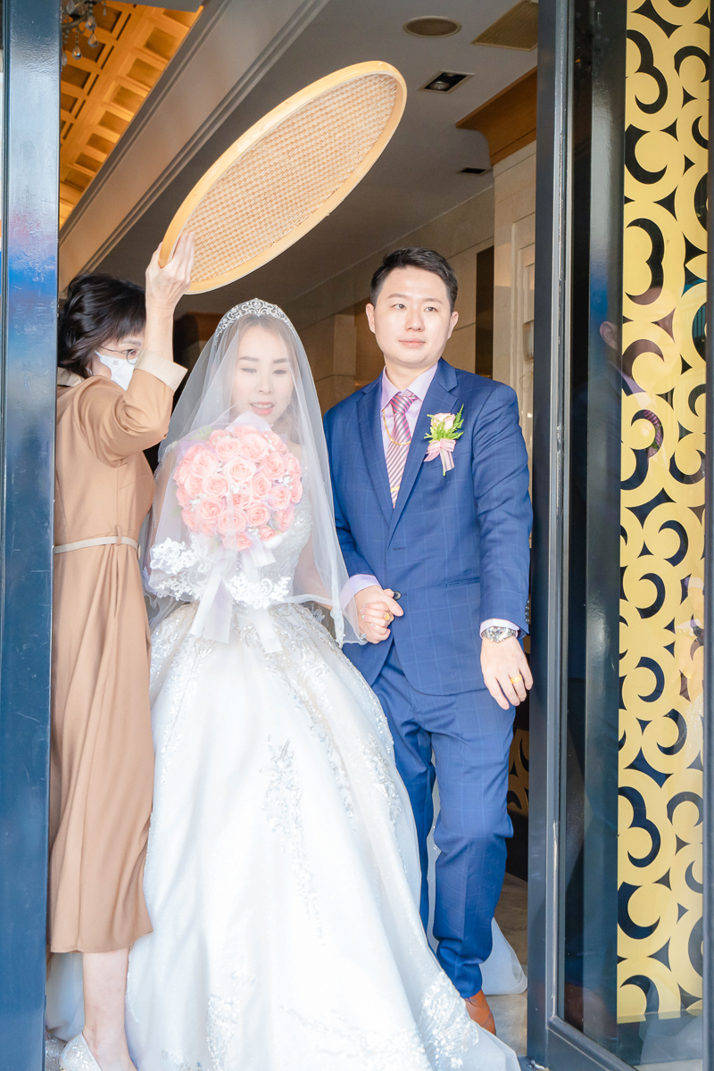 婚禮紀錄、婚攝、婚禮錄影、婚禮拍照、婚錄、婚紗攝影、婚禮攝影師、高雄婚攝、台南婚攝、台中婚攝、台北婚攝、高雄婚錄、台南婚錄