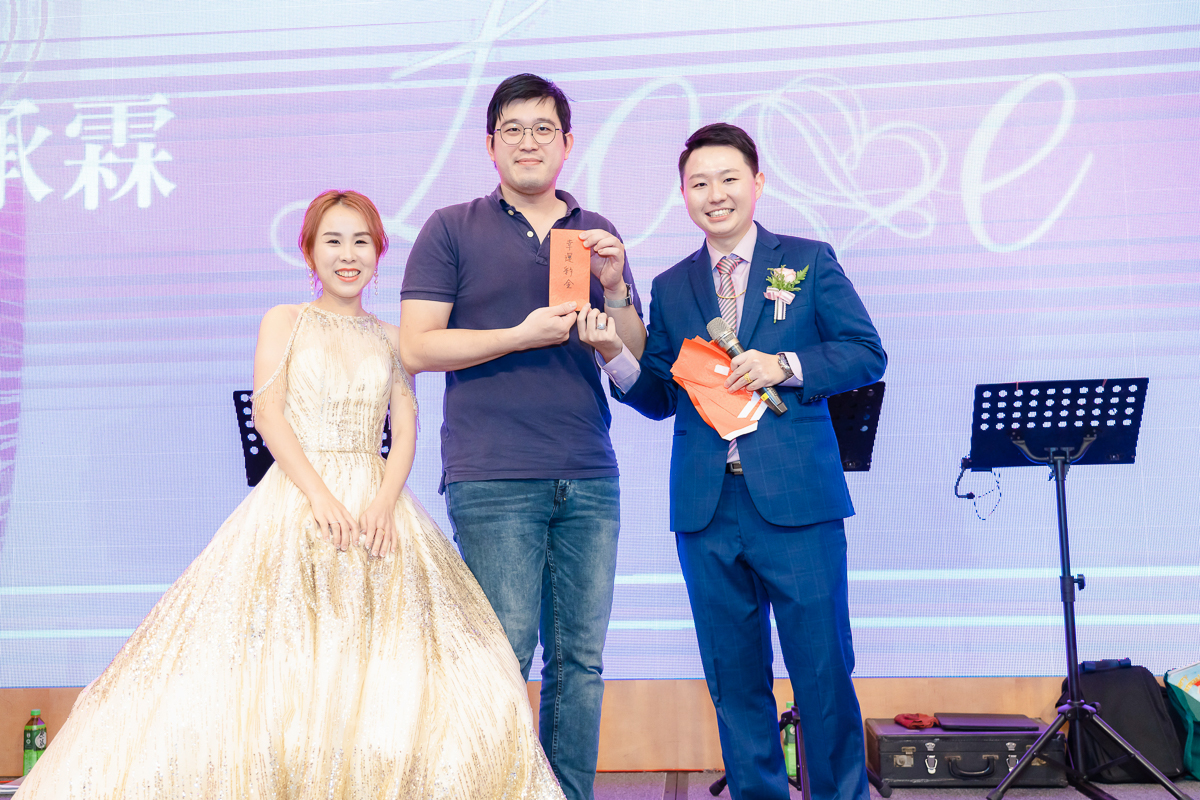 婚禮紀錄、婚攝、婚禮錄影、婚禮拍照、婚錄、婚紗攝影、婚禮攝影師、高雄婚攝、台南婚攝、台中婚攝、台北婚攝、高雄婚錄、台南婚錄