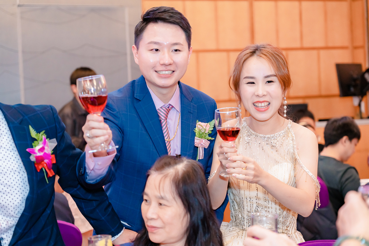婚禮紀錄、婚攝、婚禮錄影、婚禮拍照、婚錄、婚紗攝影、婚禮攝影師、高雄婚攝、台南婚攝、台中婚攝、台北婚攝、高雄婚錄、台南婚錄