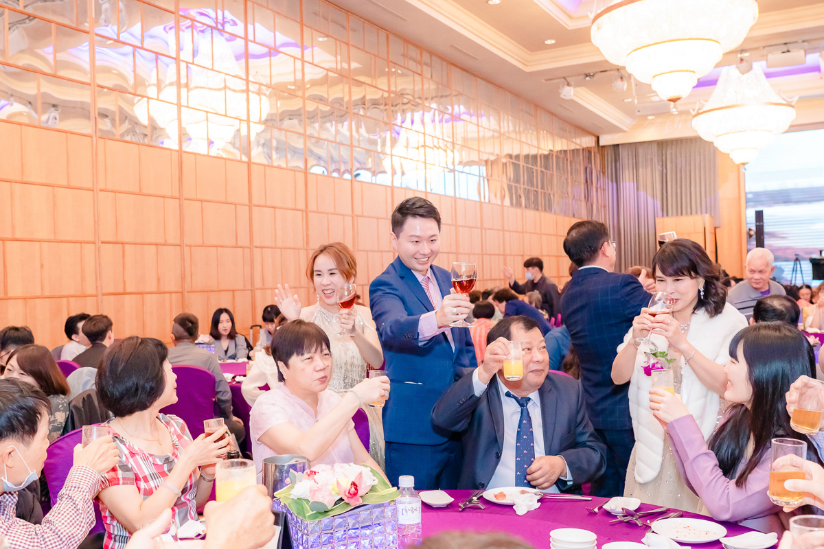 婚禮紀錄、婚攝、婚禮錄影、婚禮拍照、婚錄、婚紗攝影、婚禮攝影師、高雄婚攝、台南婚攝、台中婚攝、台北婚攝、高雄婚錄、台南婚錄