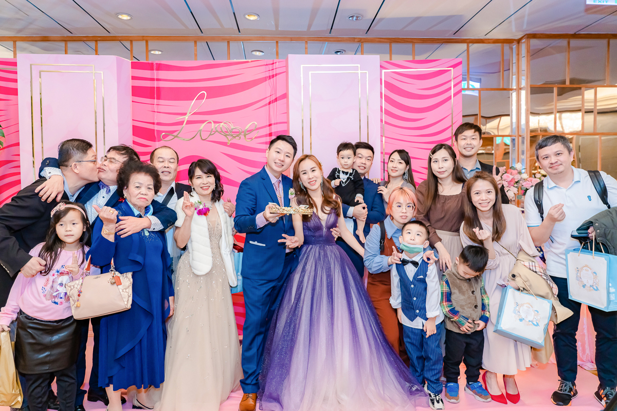婚禮紀錄、婚攝、婚禮錄影、婚禮拍照、婚錄、婚紗攝影、婚禮攝影師、高雄婚攝、台南婚攝、台中婚攝、台北婚攝、高雄婚錄、台南婚錄