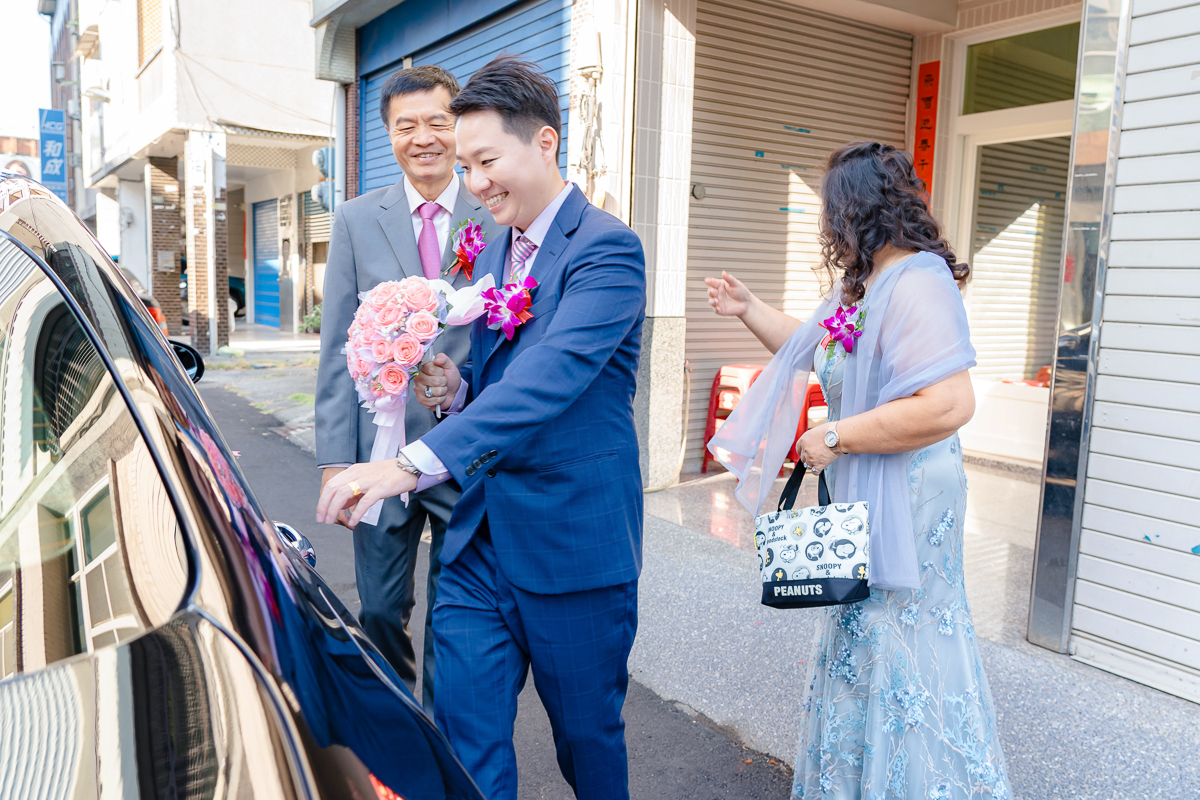 婚禮紀錄、婚攝、婚禮錄影、婚禮拍照、婚錄、婚紗攝影、婚禮攝影師、高雄婚攝、台南婚攝、台中婚攝、台北婚攝、高雄婚錄、台南婚錄