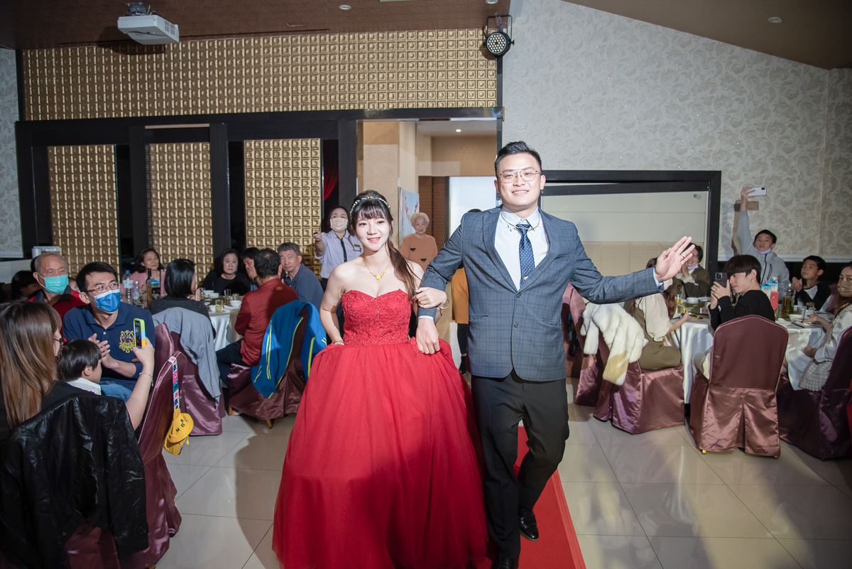 婚禮紀錄、婚攝、婚禮錄影、婚禮拍照、婚錄、婚紗攝影、婚禮攝影師、高雄婚攝、台南婚攝、台中婚攝、台北婚攝、高雄婚錄、台南婚錄