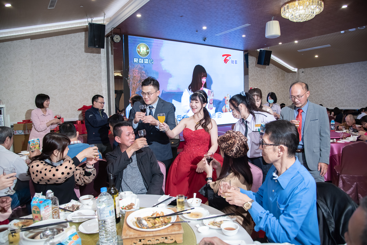 婚禮紀錄、婚攝、婚禮錄影、婚禮拍照、婚錄、婚紗攝影、婚禮攝影師、高雄婚攝、台南婚攝、台中婚攝、台北婚攝、高雄婚錄、台南婚錄