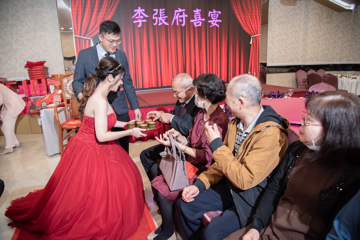 婚禮紀錄、婚攝、婚禮錄影、婚禮拍照、婚錄、婚紗攝影、婚禮攝影師、高雄婚攝、台南婚攝、台中婚攝、台北婚攝、高雄婚錄、台南婚錄