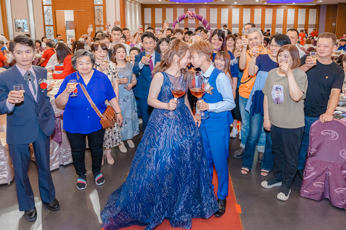 婚禮紀錄、婚攝、婚禮錄影、婚禮拍照、婚錄、婚紗攝影、婚禮攝影師、高雄婚攝、台南婚攝、台中婚攝、台北婚攝、高雄婚錄、台南婚錄